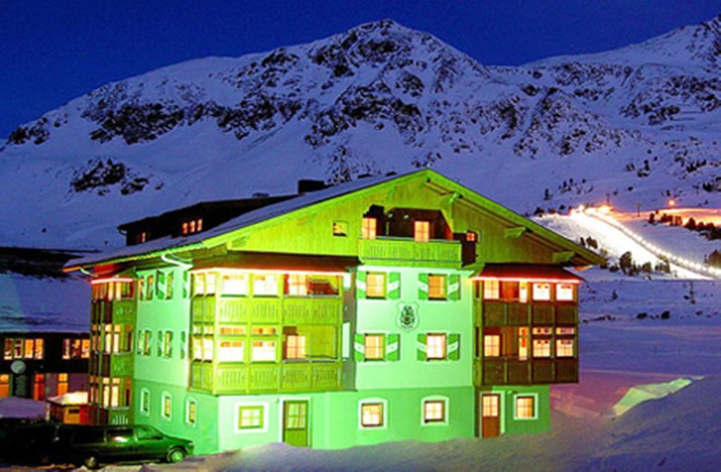 Aparthotel Bernhof 오베르타우에른 외부 사진